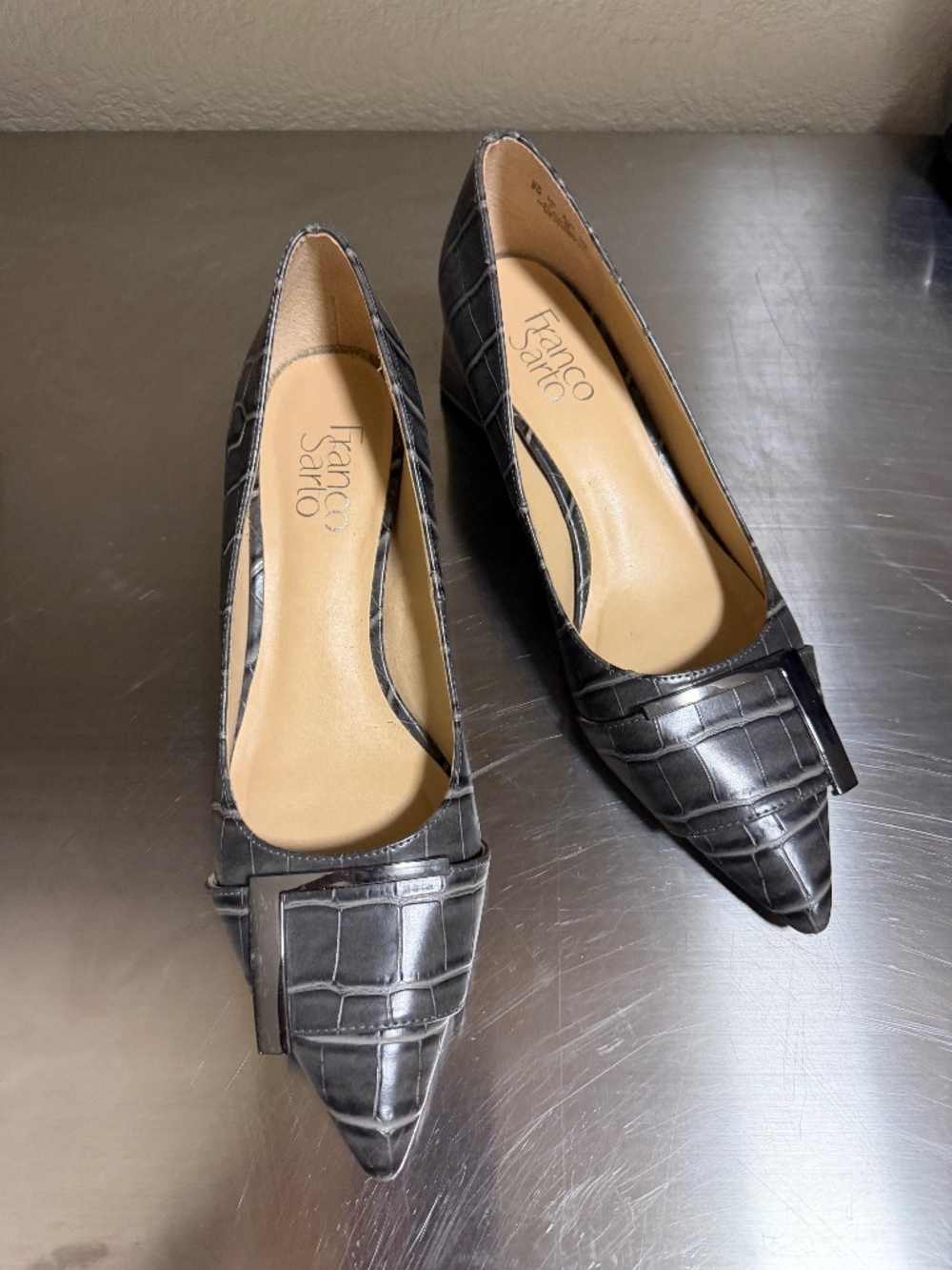 Franco Sarto pumps
